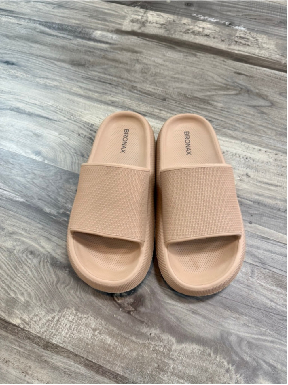 BRONAX Beige Cloud Slides Unisex Cushioned Comfort Sandals Size 8/9